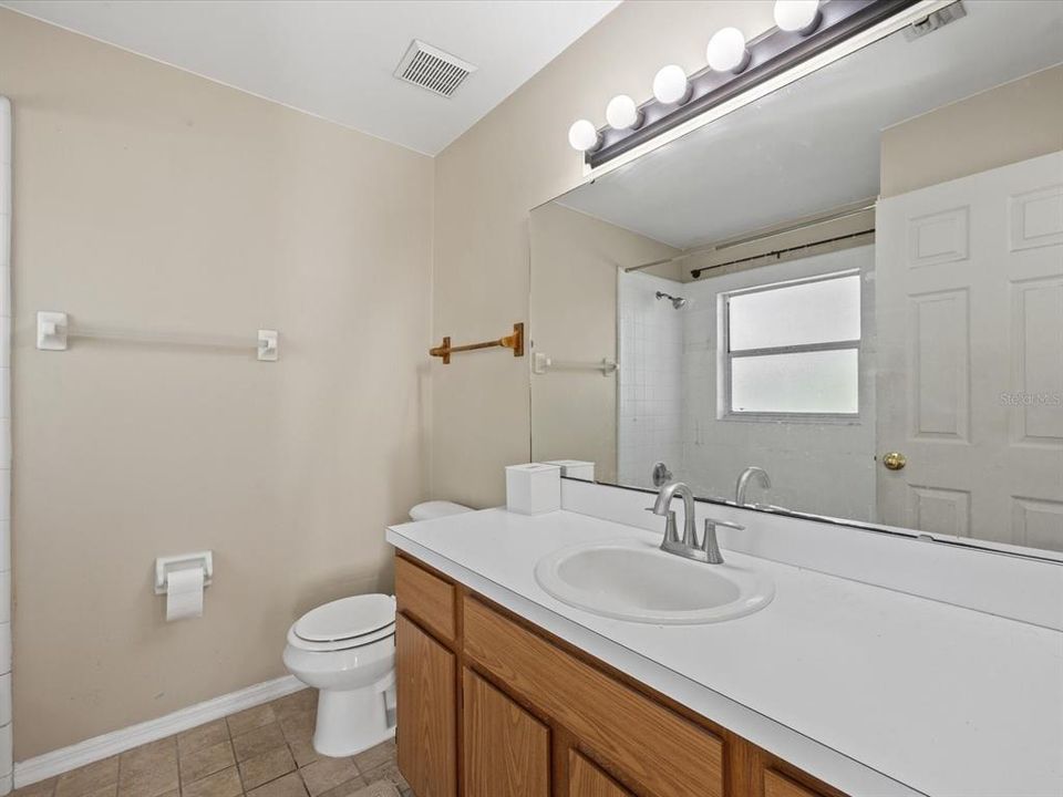 Active With Contract: $299,500 (3 beds, 2 baths, 1232 Square Feet)