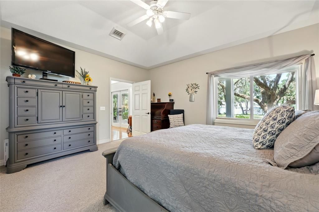 待售: $1,467,350 (4 贝兹, 3 浴室, 3855 平方英尺)