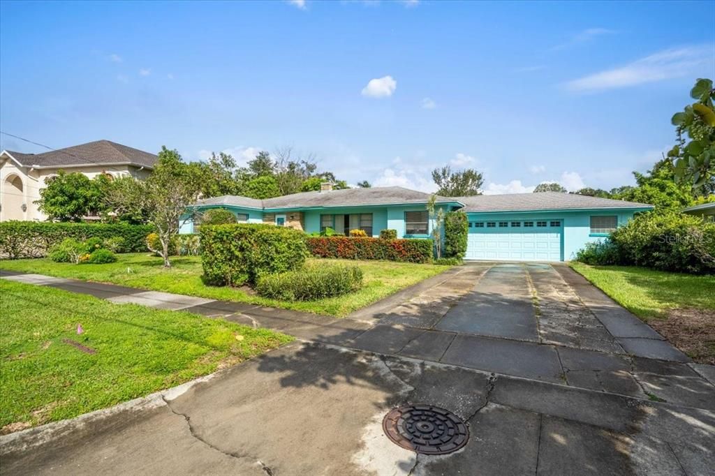 En Venta: $2,200,000 (3 camas, 2 baños, 2269 Pies cuadrados)