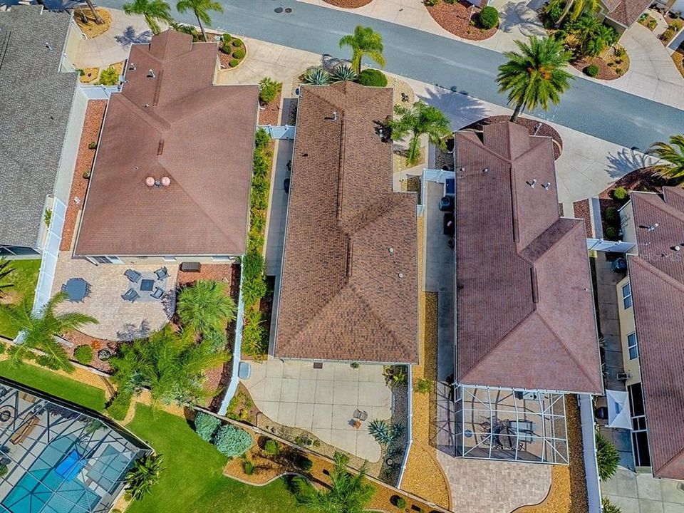 合同活跃: $359,000 (3 贝兹, 2 浴室, 1398 平方英尺)