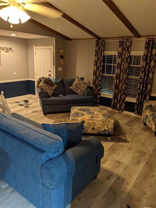 For Sale: $180,000 (4 beds, 3 baths, 1912 Square Feet)