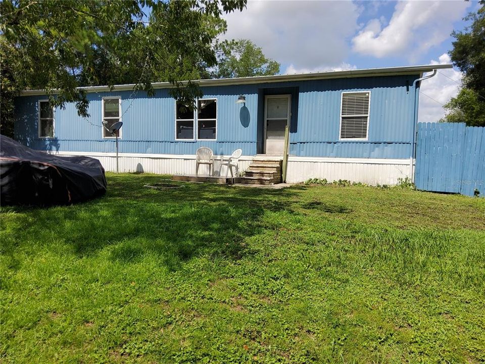 For Sale: $180,000 (4 beds, 3 baths, 1912 Square Feet)