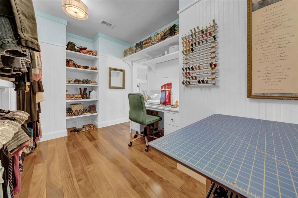 合同活跃: $1,299,999 (4 贝兹, 4 浴室, 3123 平方英尺)