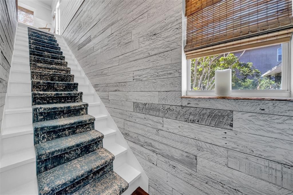 合同活跃: $1,299,999 (4 贝兹, 4 浴室, 3123 平方英尺)