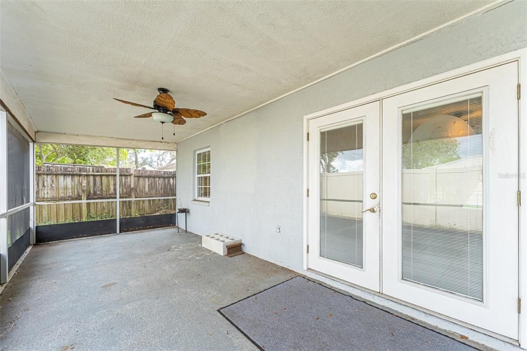 Под контрактом: $1,850 (3 спален, 2 ванн, 1089 Квадратных фут)