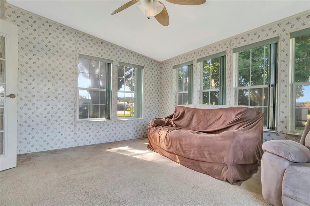 На продажу: $210,000 (3 спален, 2 ванн, 1720 Квадратных фут)