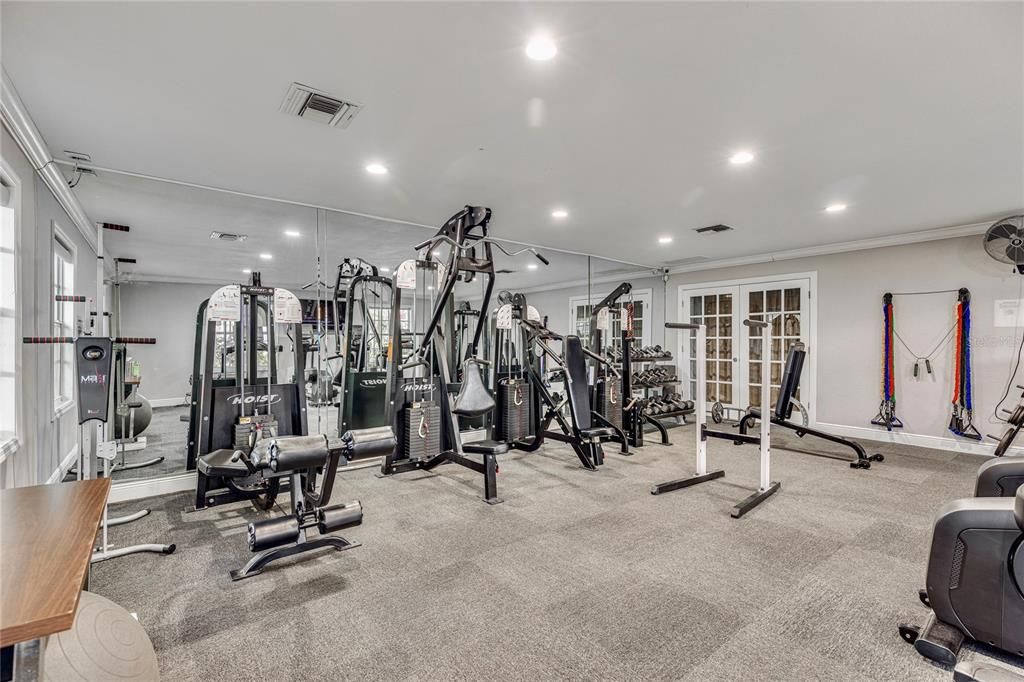 Activo con contrato: $129,900 (1 camas, 1 baños, 899 Pies cuadrados)