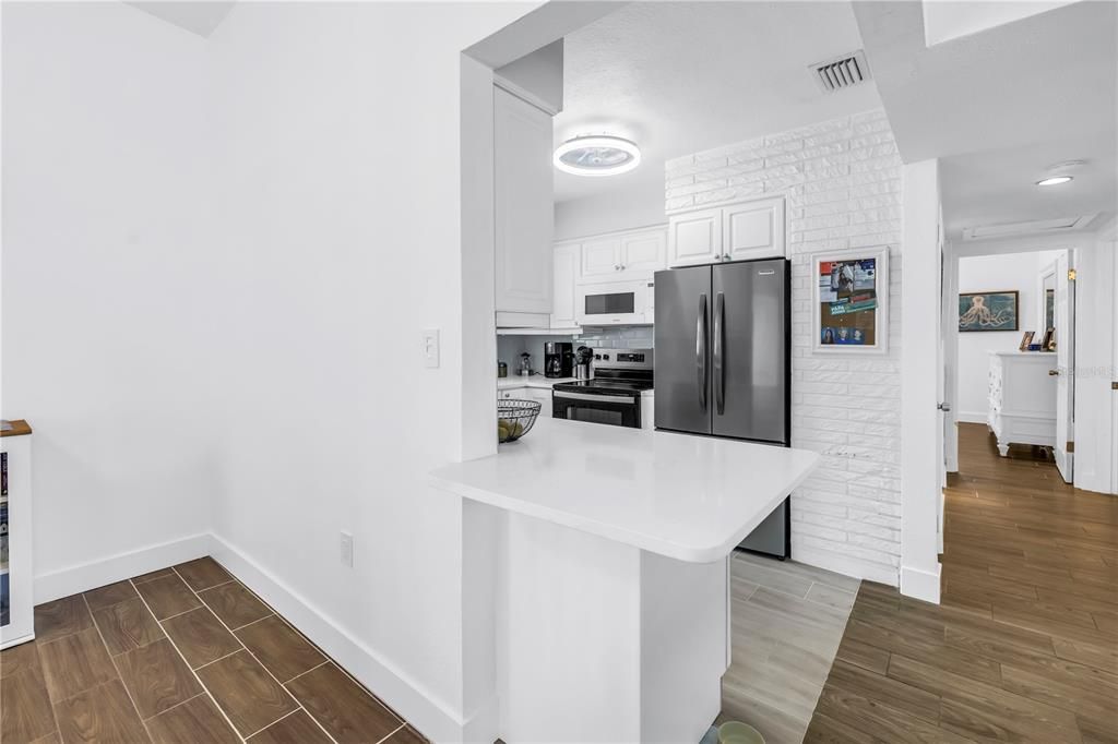 待售: $549,900 (3 贝兹, 2 浴室, 1380 平方英尺)