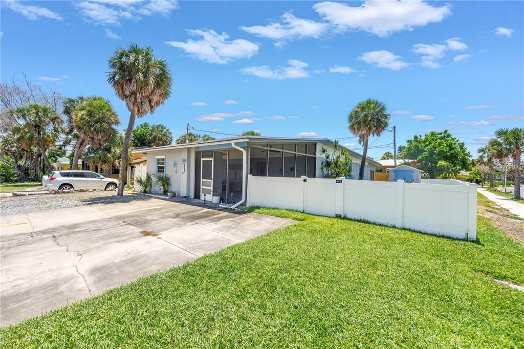 待售: $549,900 (3 贝兹, 2 浴室, 1380 平方英尺)