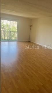 For Sale: $87,000 (1 beds, 1 baths, 806 Square Feet)