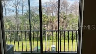 For Sale: $87,000 (1 beds, 1 baths, 806 Square Feet)