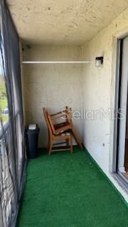 For Sale: $87,000 (1 beds, 1 baths, 806 Square Feet)