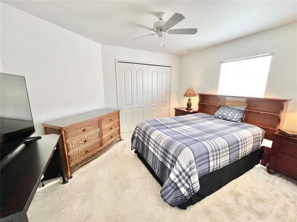 待售: $224,000 (3 贝兹, 2 浴室, 1348 平方英尺)