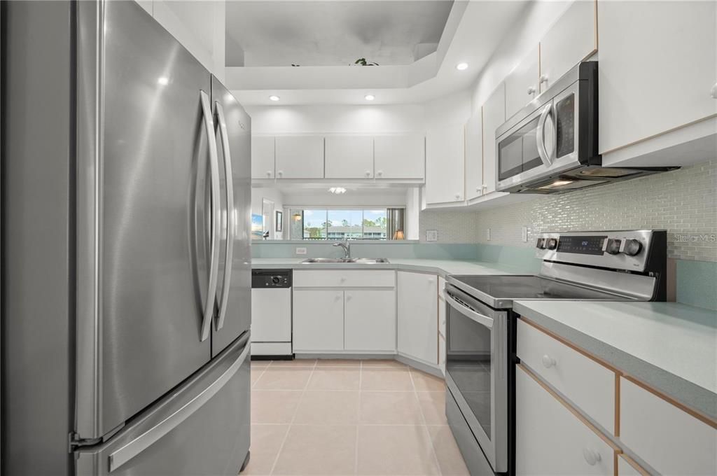 待售: $224,000 (3 贝兹, 2 浴室, 1348 平方英尺)