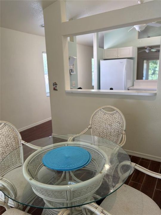 Active With Contract: $209,000 (2 beds, 2 baths, 983 Square Feet)
