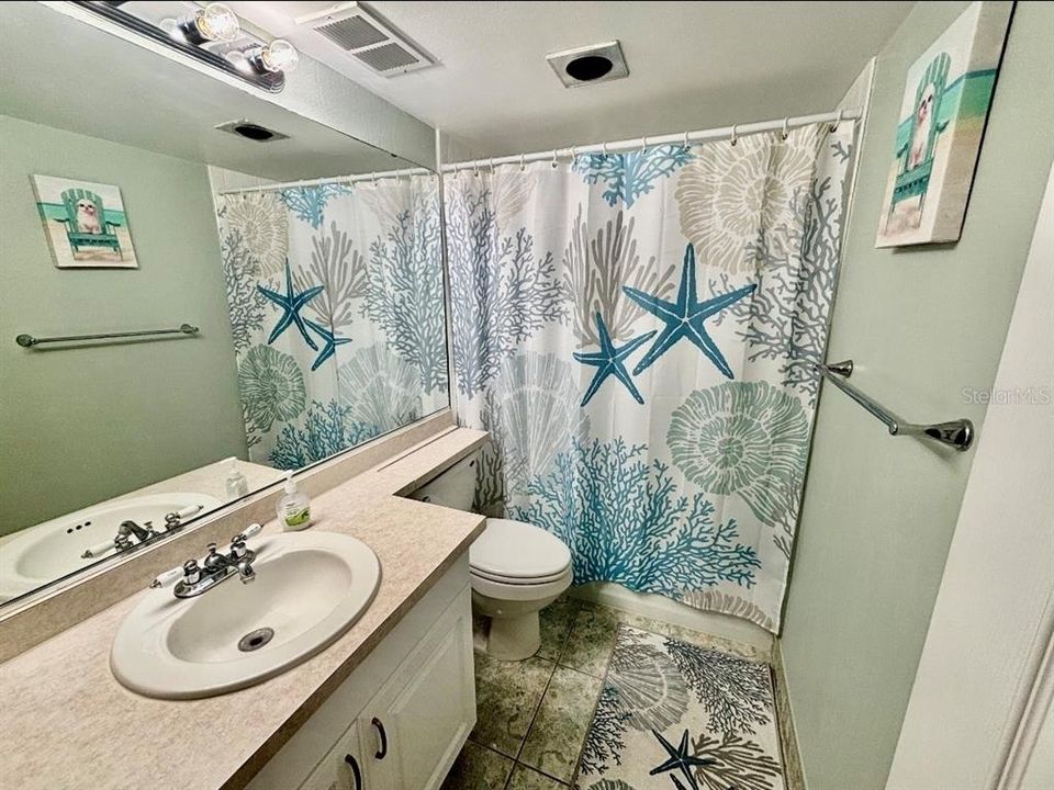 В аренду: $6,500 (2 спален, 2 ванн, 929 Квадратных фут)