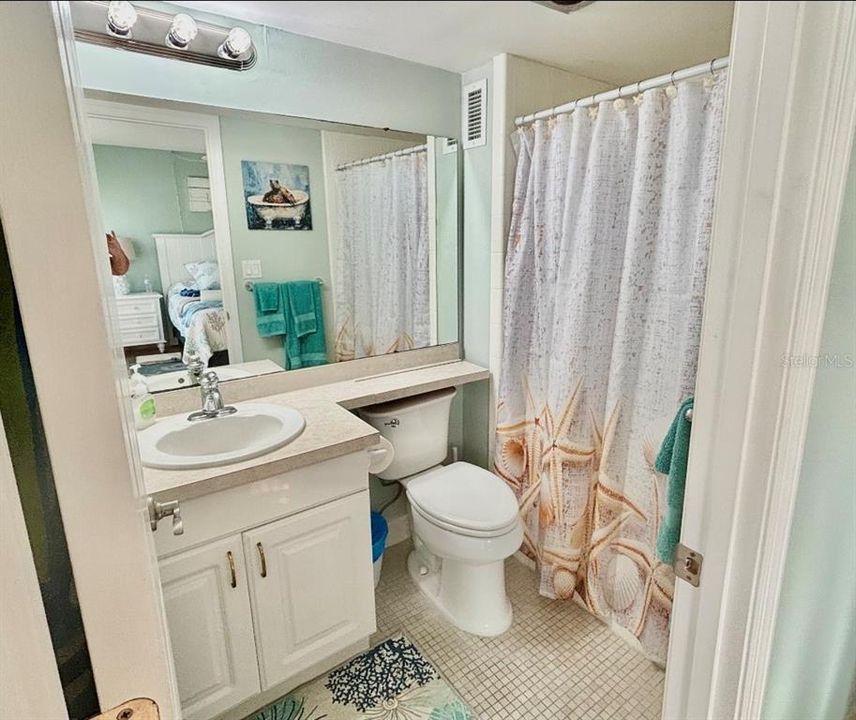 В аренду: $6,500 (2 спален, 2 ванн, 929 Квадратных фут)