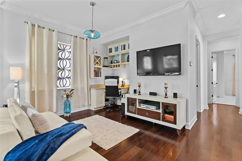 Active With Contract: $745,000 (3 beds, 2 baths, 2283 Square Feet)