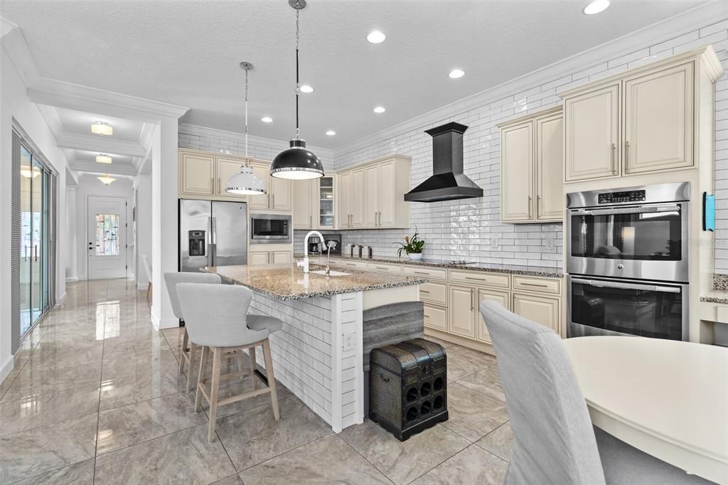 Active With Contract: $745,000 (3 beds, 2 baths, 2283 Square Feet)