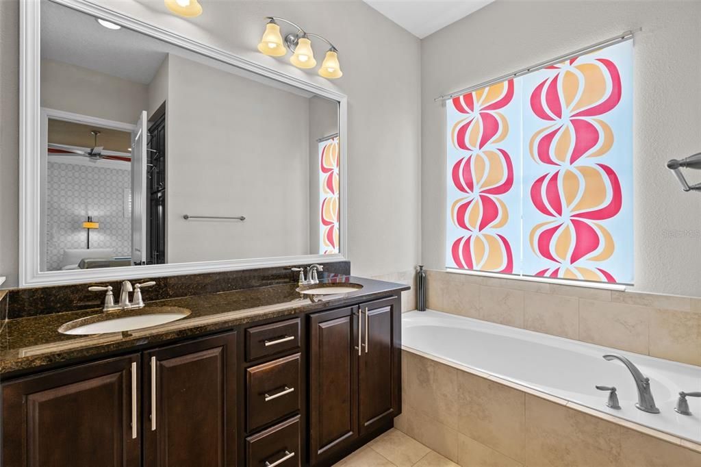 Active With Contract: $745,000 (3 beds, 2 baths, 2283 Square Feet)