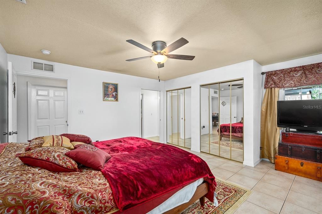 На продажу: $449,000 (4 спален, 3 ванн, 2211 Квадратных фут)