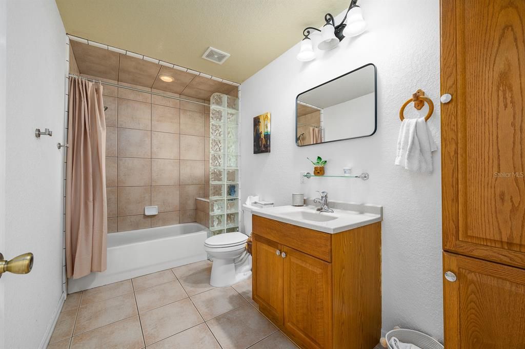 На продажу: $449,000 (4 спален, 3 ванн, 2211 Квадратных фут)