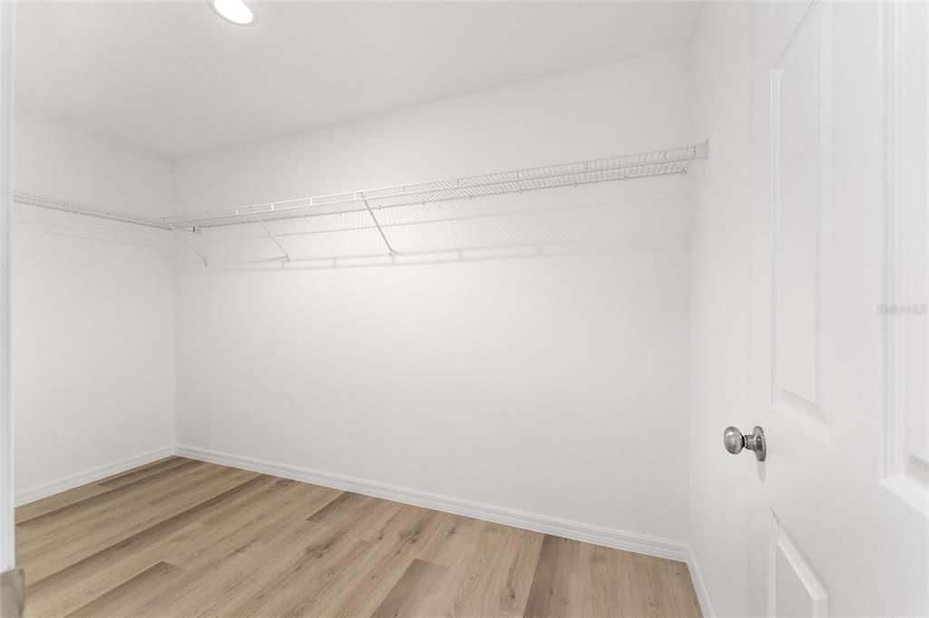 На продажу: $248,900 (3 спален, 2 ванн, 1251 Квадратных фут)