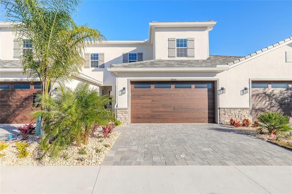 Recently Sold: $575,000 (4 beds, 3 baths, 2086 Square Feet)