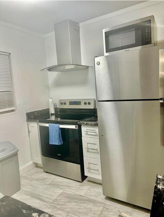 Activo con contrato: $195,000 (3 camas, 1 baños, 860 Pies cuadrados)