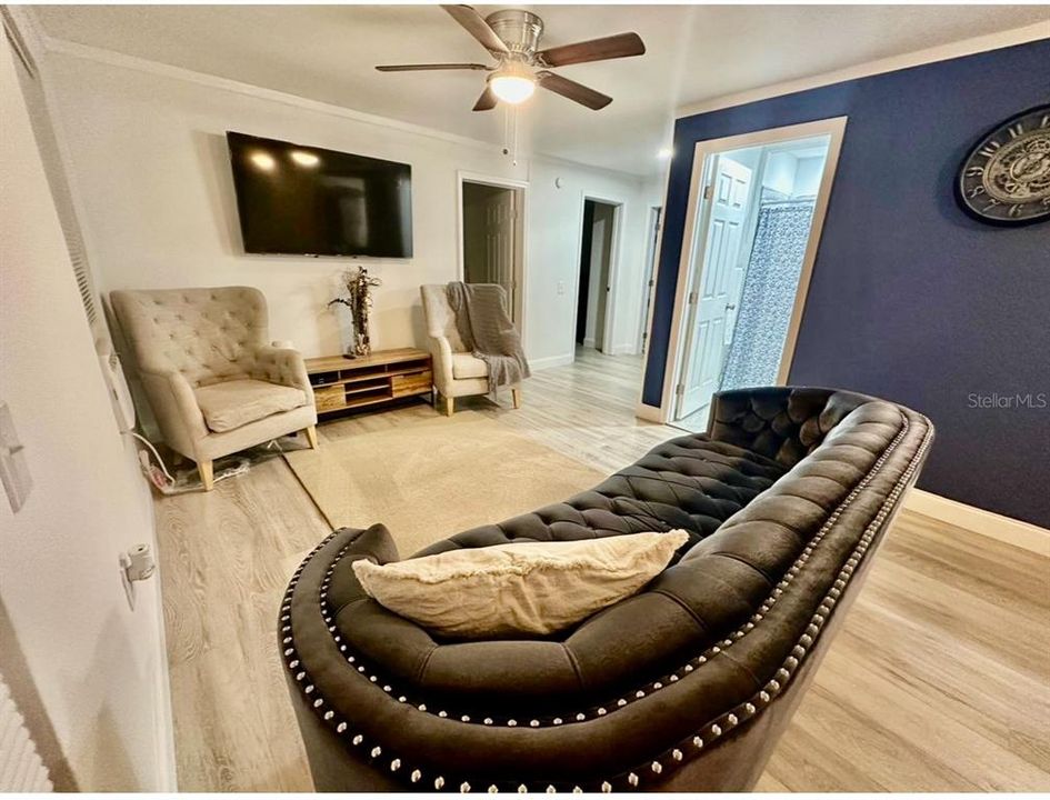 Activo con contrato: $195,000 (3 camas, 1 baños, 860 Pies cuadrados)