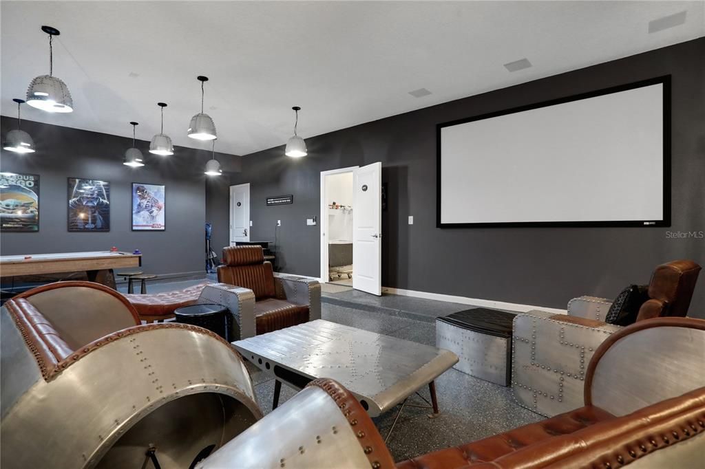 Active With Contract: $2,200,000 (15 beds, 15 baths, 6304 Square Feet)