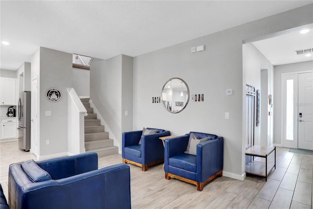 Active With Contract: $2,200,000 (15 beds, 15 baths, 6304 Square Feet)