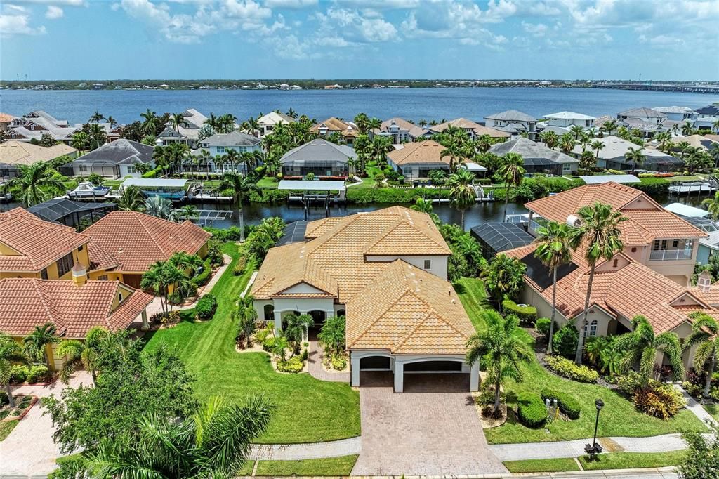 待售: $2,269,000 (4 贝兹, 4 浴室, 3843 平方英尺)