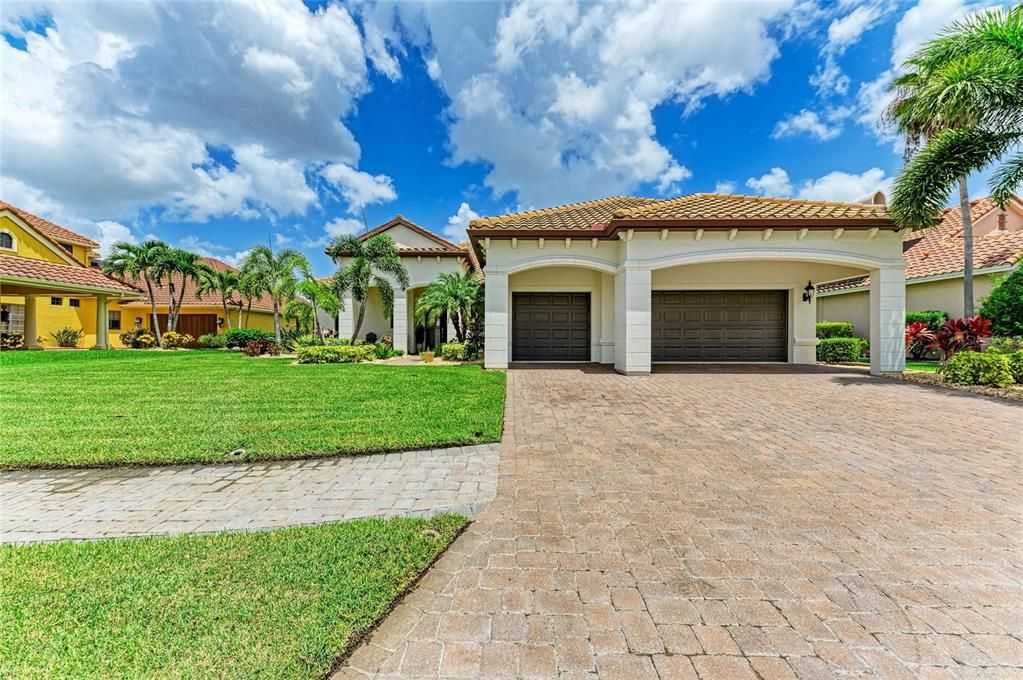 待售: $2,269,000 (4 贝兹, 4 浴室, 3843 平方英尺)