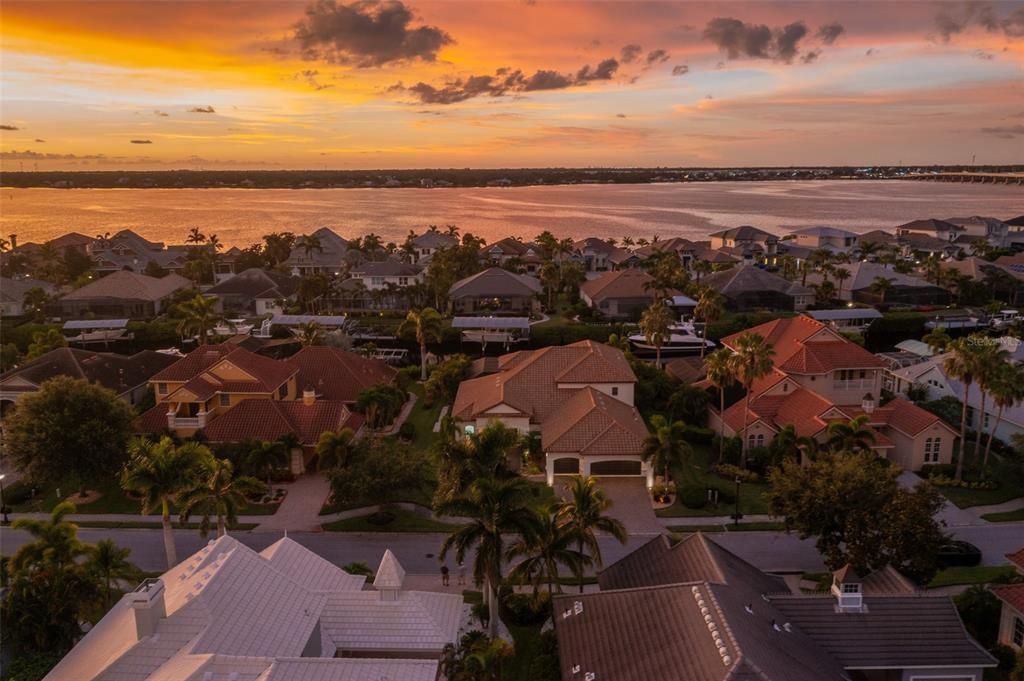 待售: $2,269,000 (4 贝兹, 4 浴室, 3843 平方英尺)