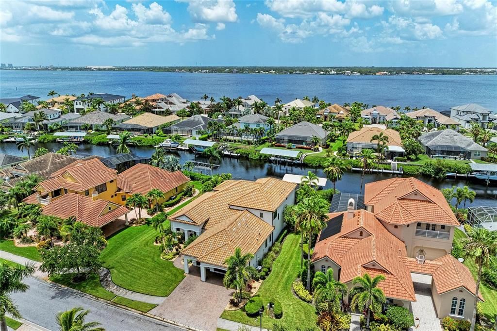 待售: $2,269,000 (4 贝兹, 4 浴室, 3843 平方英尺)