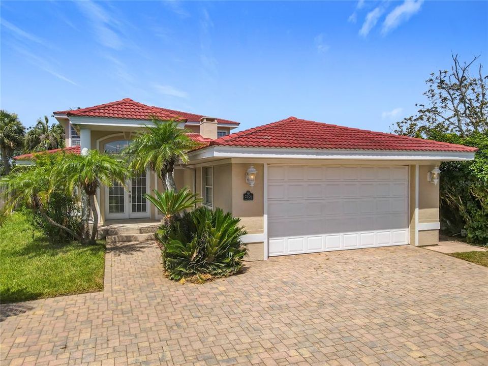 En Venta: $1,194,900 (4 camas, 4 baños, 3876 Pies cuadrados)