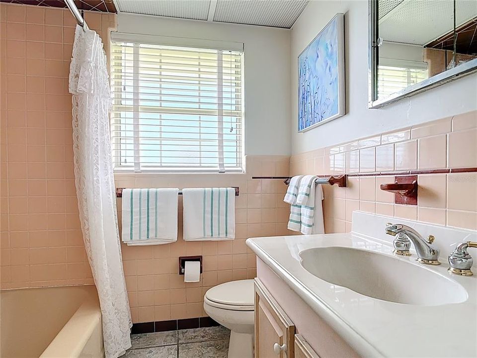 En Venta: $1,194,900 (4 camas, 4 baños, 3876 Pies cuadrados)