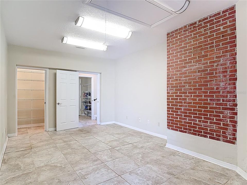 En Venta: $1,194,900 (4 camas, 4 baños, 3876 Pies cuadrados)