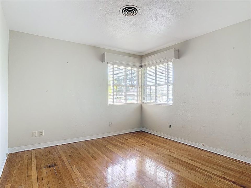 En Venta: $1,194,900 (4 camas, 4 baños, 3876 Pies cuadrados)