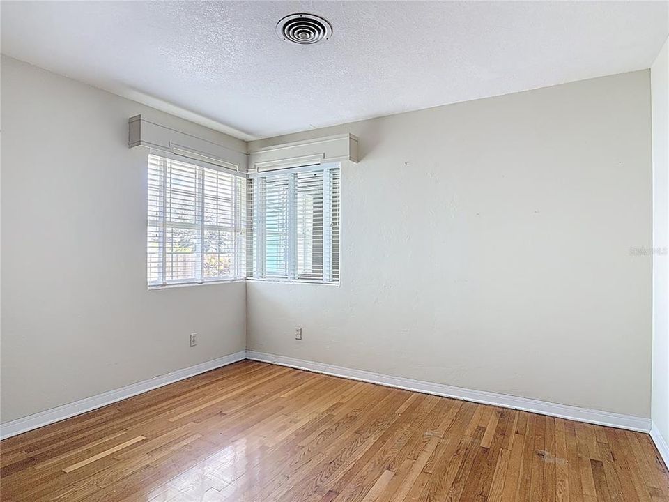 En Venta: $1,194,900 (4 camas, 4 baños, 3876 Pies cuadrados)