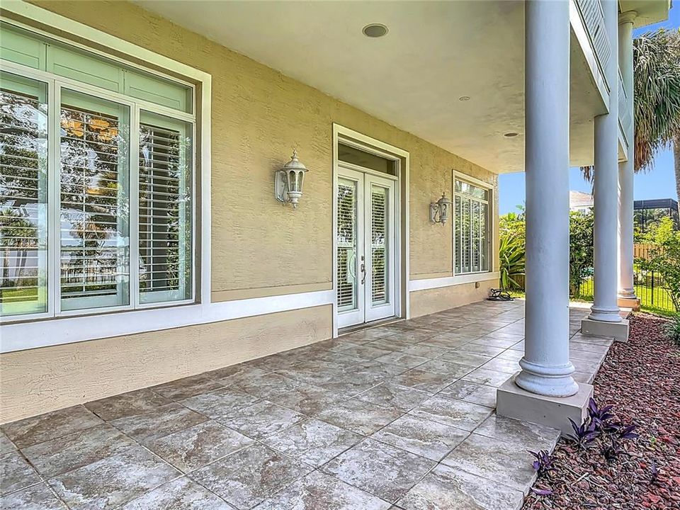 En Venta: $1,194,900 (4 camas, 4 baños, 3876 Pies cuadrados)