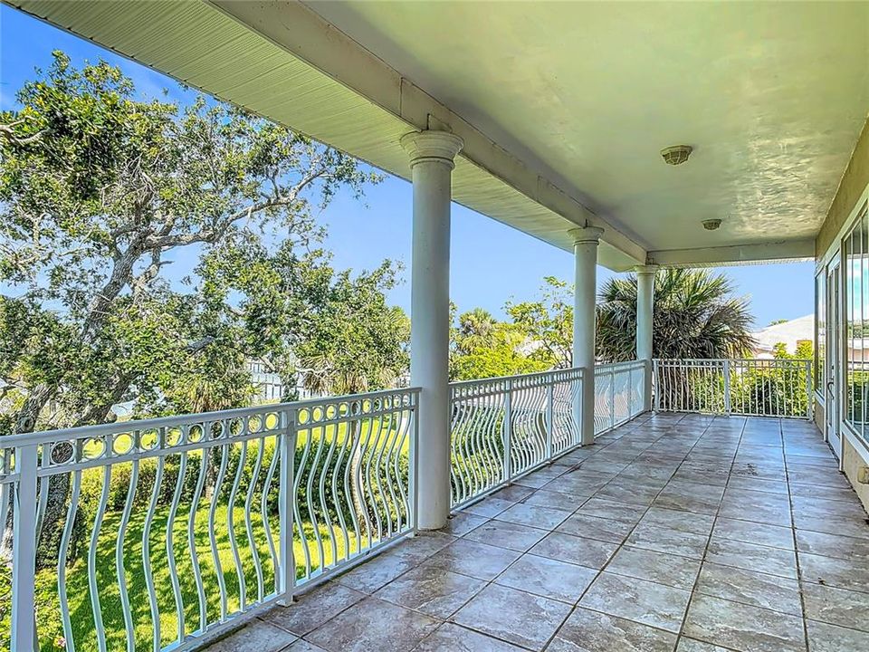 En Venta: $1,194,900 (4 camas, 4 baños, 3876 Pies cuadrados)