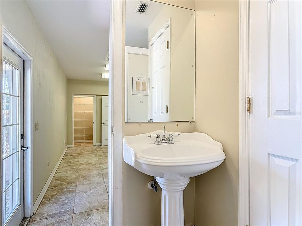 En Venta: $1,194,900 (4 camas, 4 baños, 3876 Pies cuadrados)