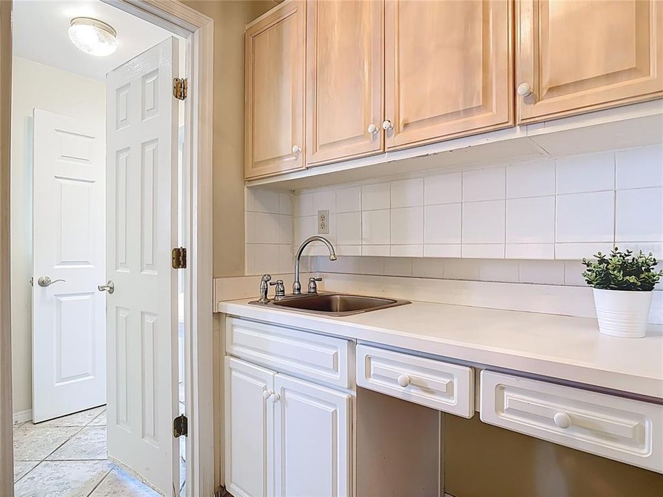 En Venta: $1,194,900 (4 camas, 4 baños, 3876 Pies cuadrados)