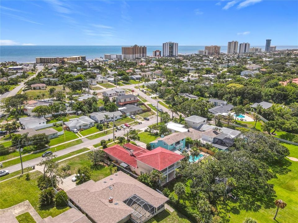 En Venta: $1,194,900 (4 camas, 4 baños, 3876 Pies cuadrados)