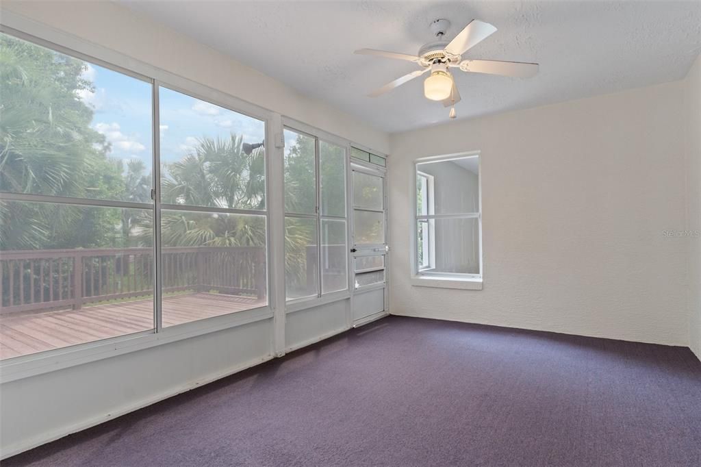 Active With Contract: $210,000 (2 beds, 2 baths, 1740 Square Feet)