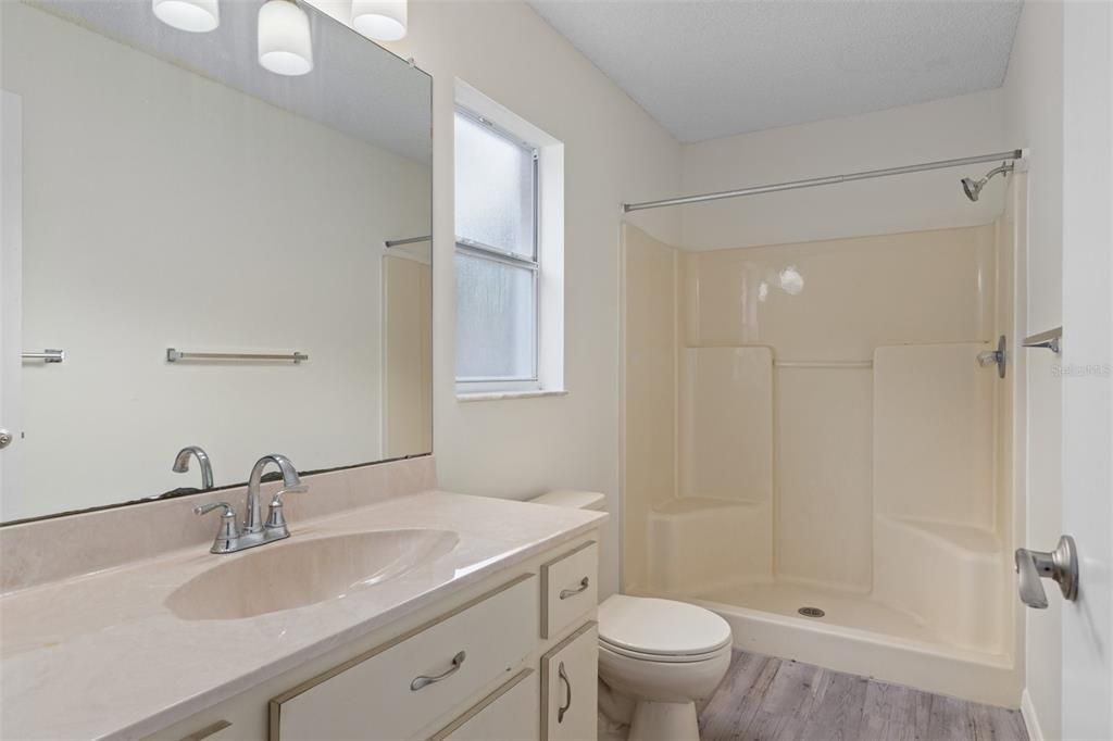 Active With Contract: $210,000 (2 beds, 2 baths, 1740 Square Feet)