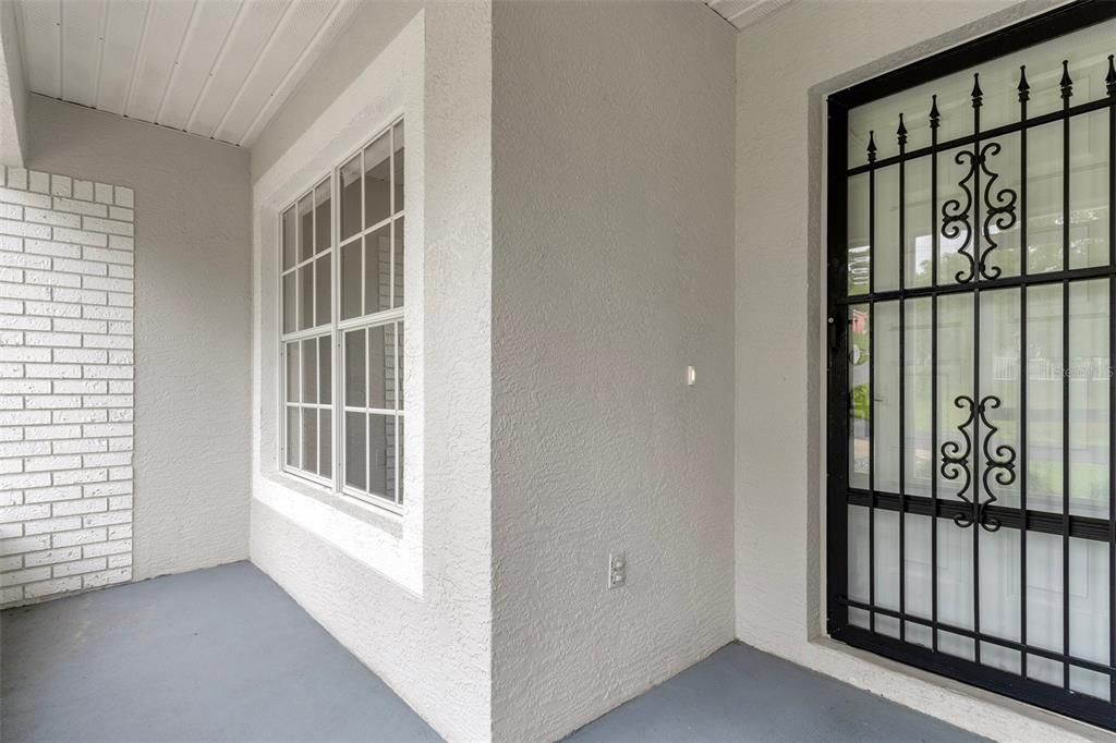 Active With Contract: $210,000 (2 beds, 2 baths, 1740 Square Feet)