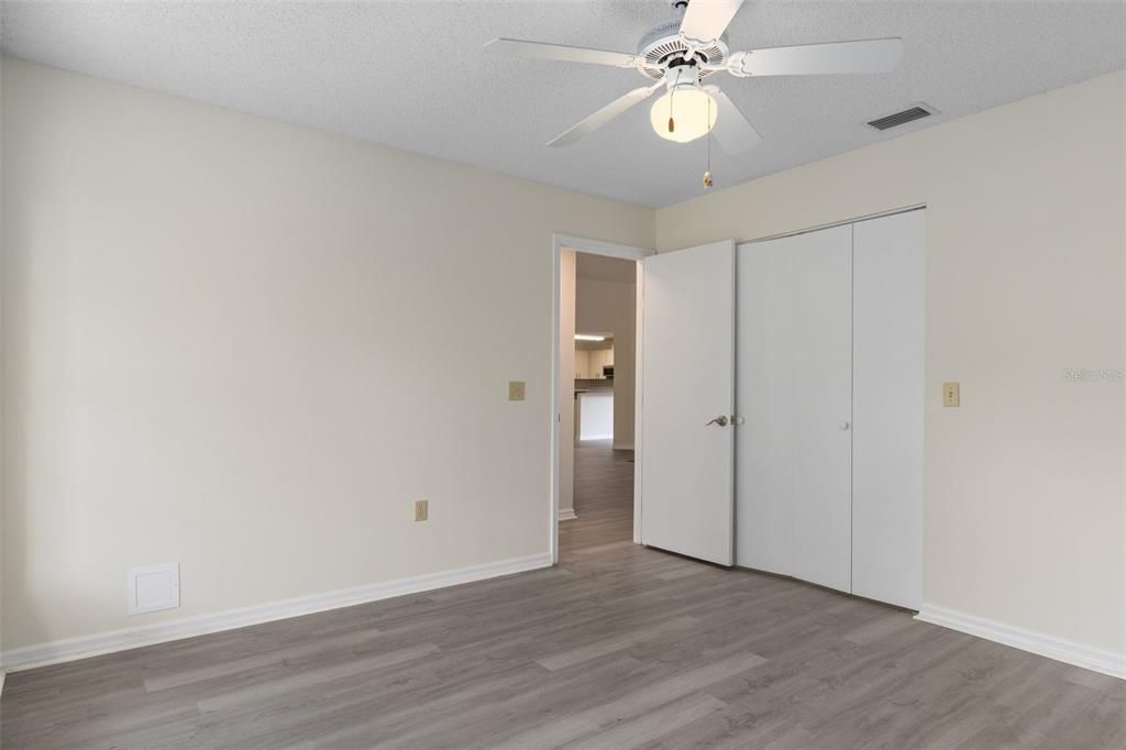 Active With Contract: $210,000 (2 beds, 2 baths, 1740 Square Feet)